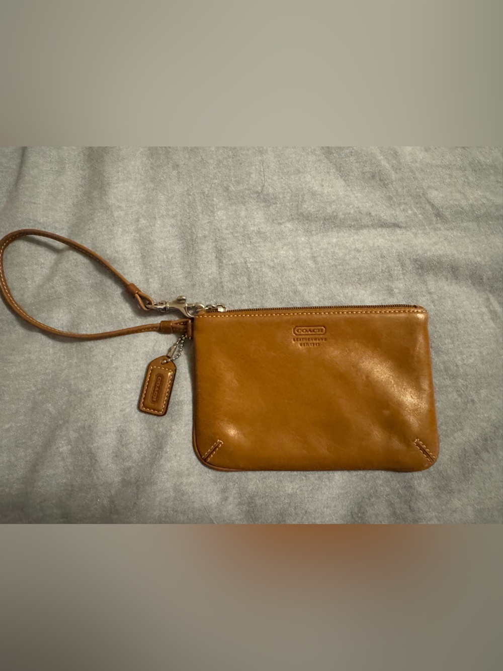 Vintage Coach (2004) Leather Wristlet / Pouch